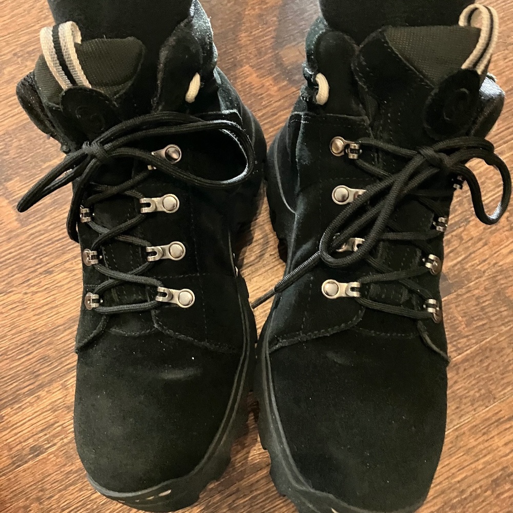 KEDS Sport Women's BOOTS